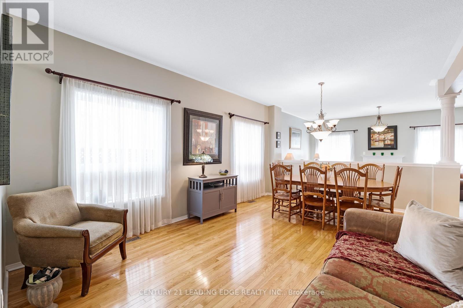 53 Kinross Avenue, Whitby, Ontario  L1M 2C4 - Photo 14 - E12454095