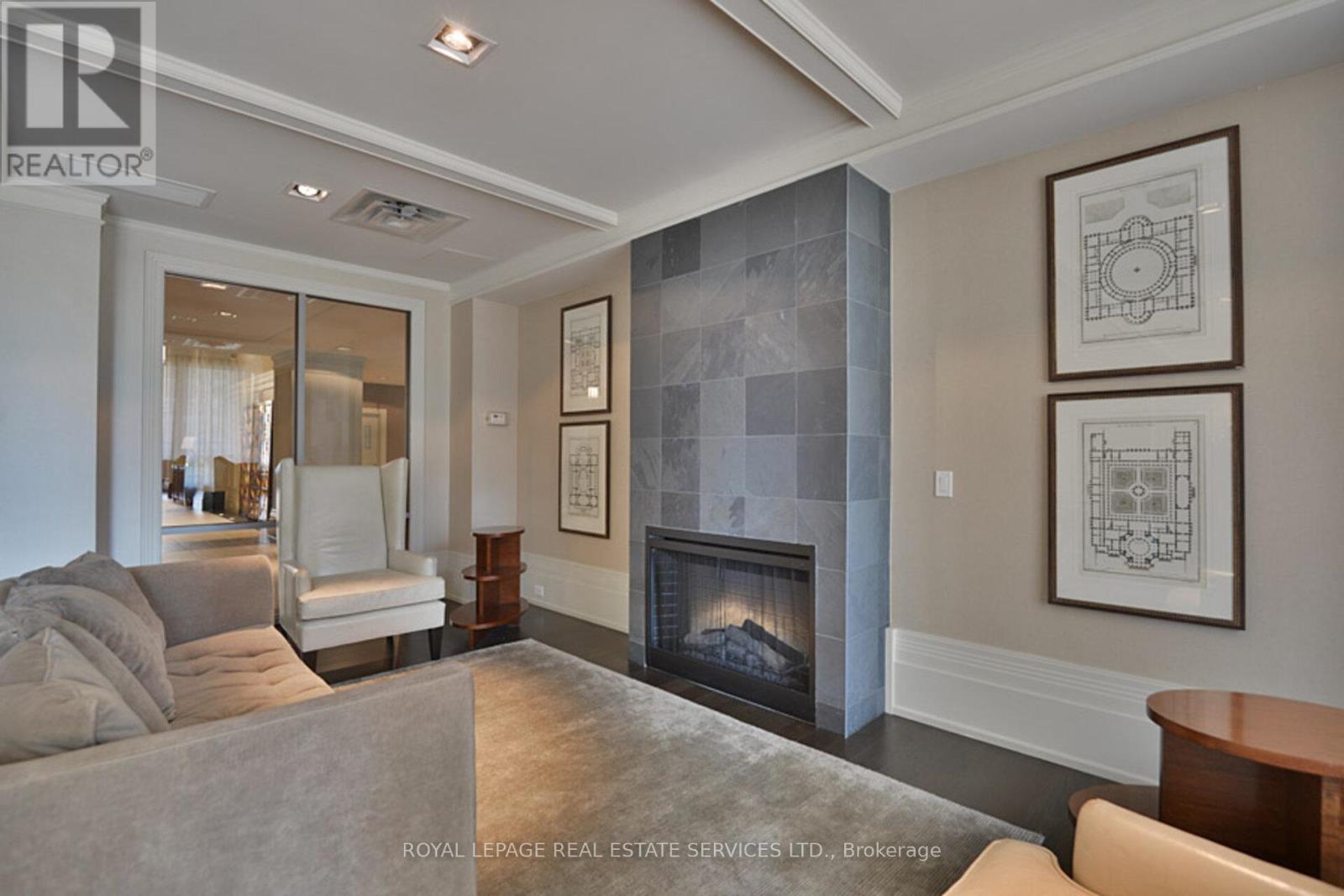 2807 - 388 Prince Of Wales Drive, Mississauga, Ontario  L5B 0A1 - Photo 24 - W12453534