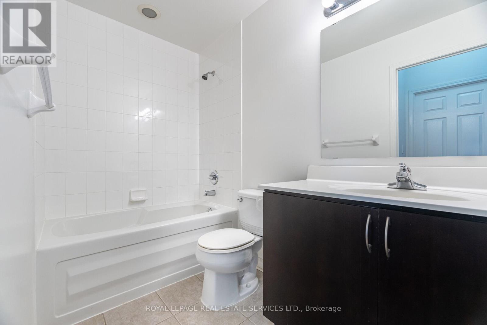 2807 - 388 Prince Of Wales Drive, Mississauga, Ontario  L5B 0A1 - Photo 15 - W12453534