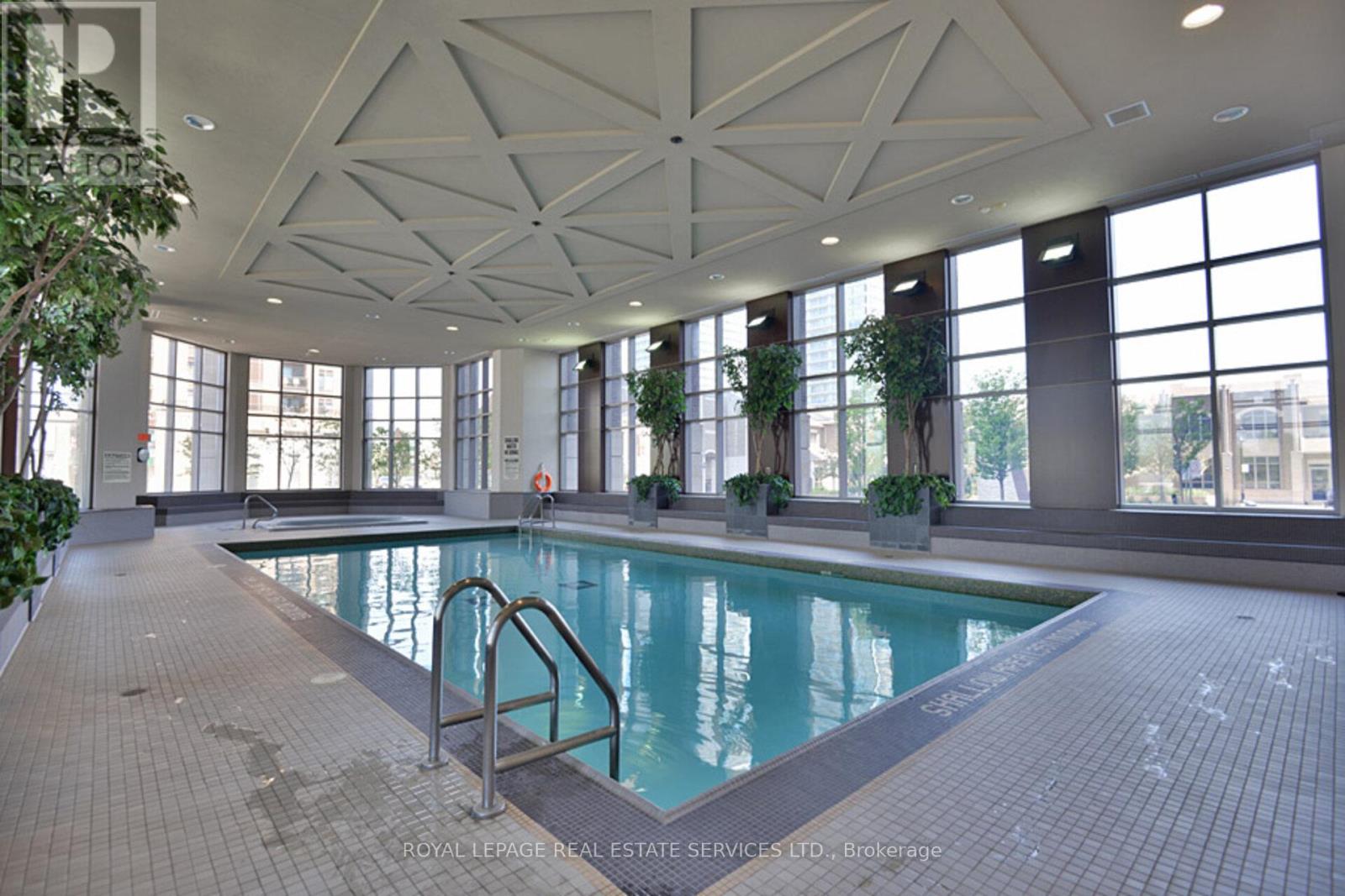 2807 - 388 Prince Of Wales Drive, Mississauga, Ontario  L5B 0A1 - Photo 25 - W12453534