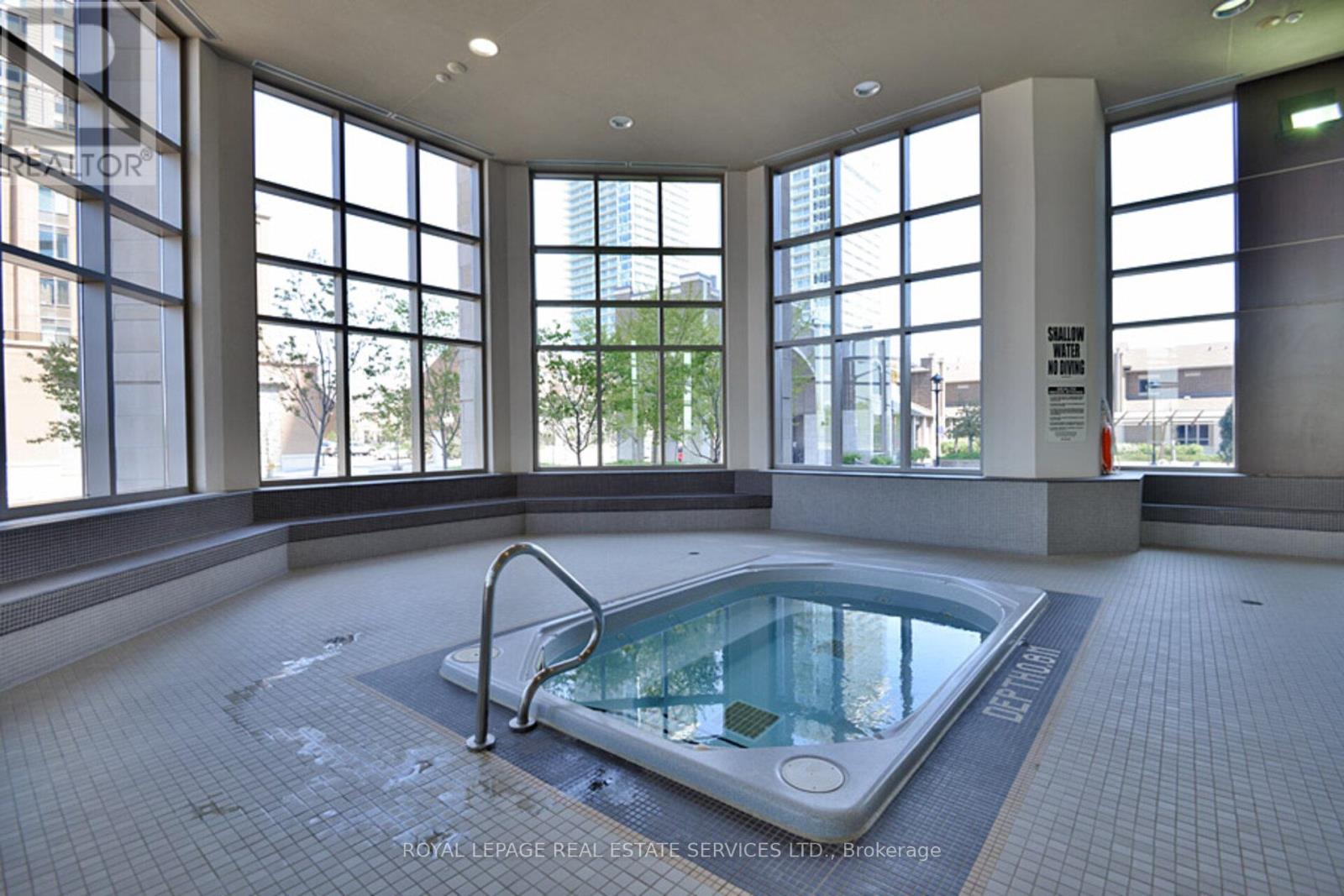 2807 - 388 Prince Of Wales Drive, Mississauga, Ontario  L5B 0A1 - Photo 27 - W12453534