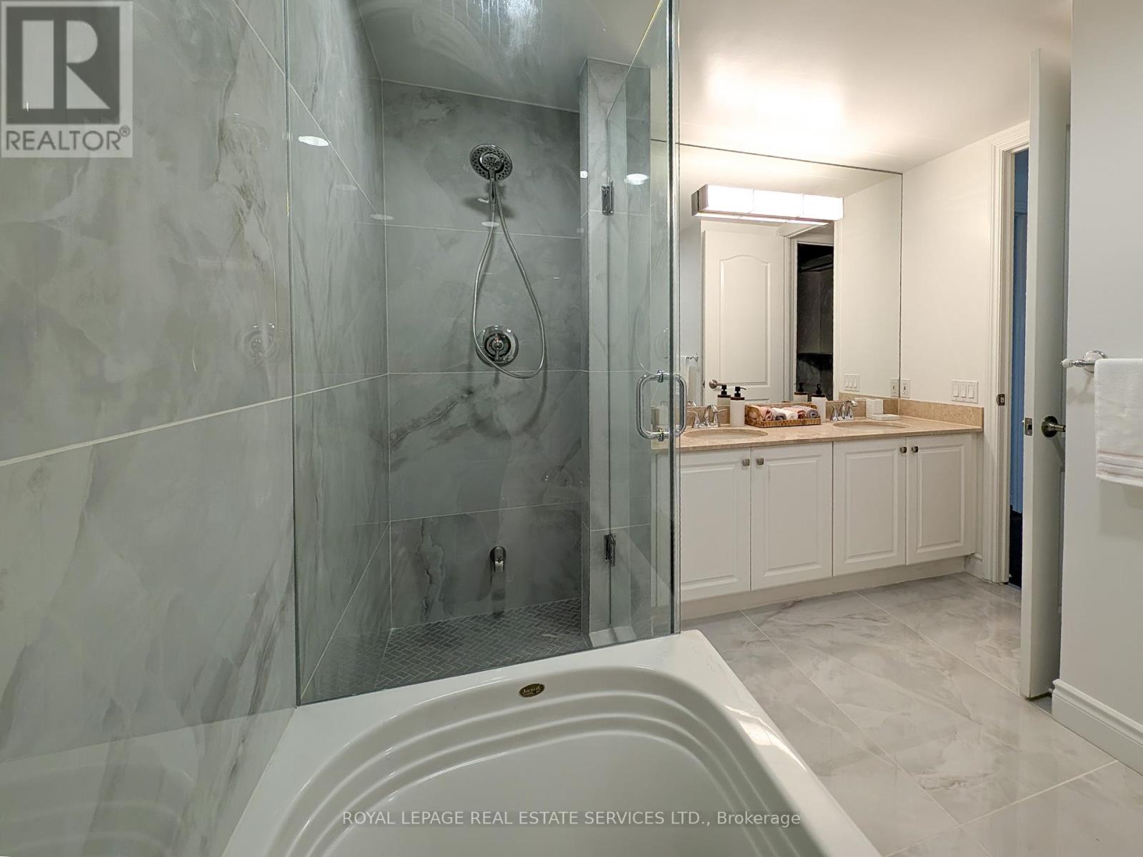 811 - 18 William Carson Crescent, Toronto, Ontario  M2P 2G6 - Photo 20 - C12382258