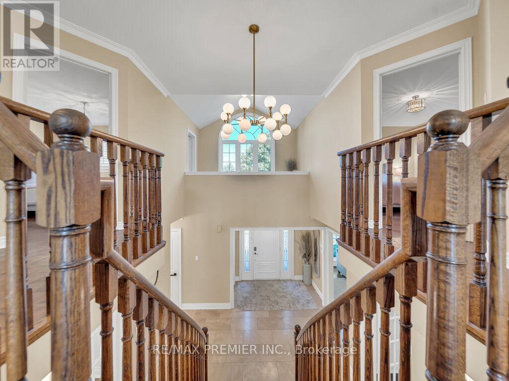 606 Brooker Ridge, Newmarket, Ontario  L3X 1V7 - Photo 30 - N12453939