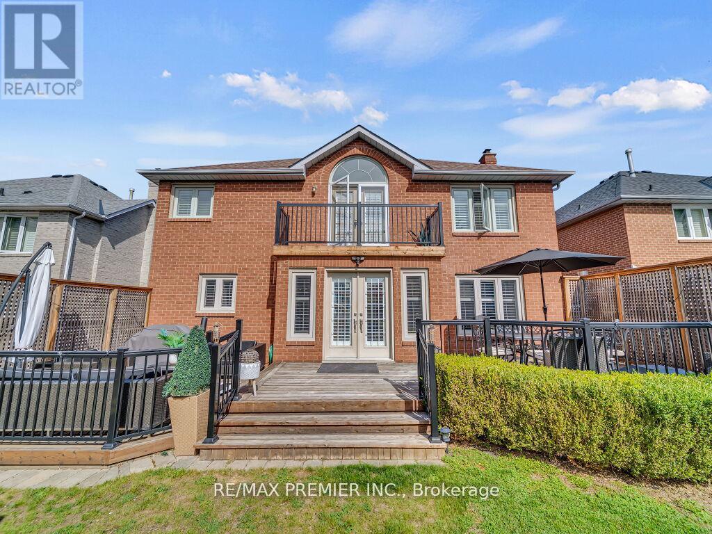 606 Brooker Ridge, Newmarket, Ontario  L3X 1V7 - Photo 46 - N12453939