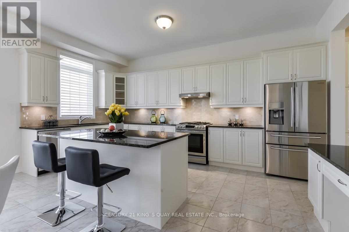 72 Joseph Hartman Crescent, Aurora, Ontario  L4G 1C9 - Photo 8 - N12453959