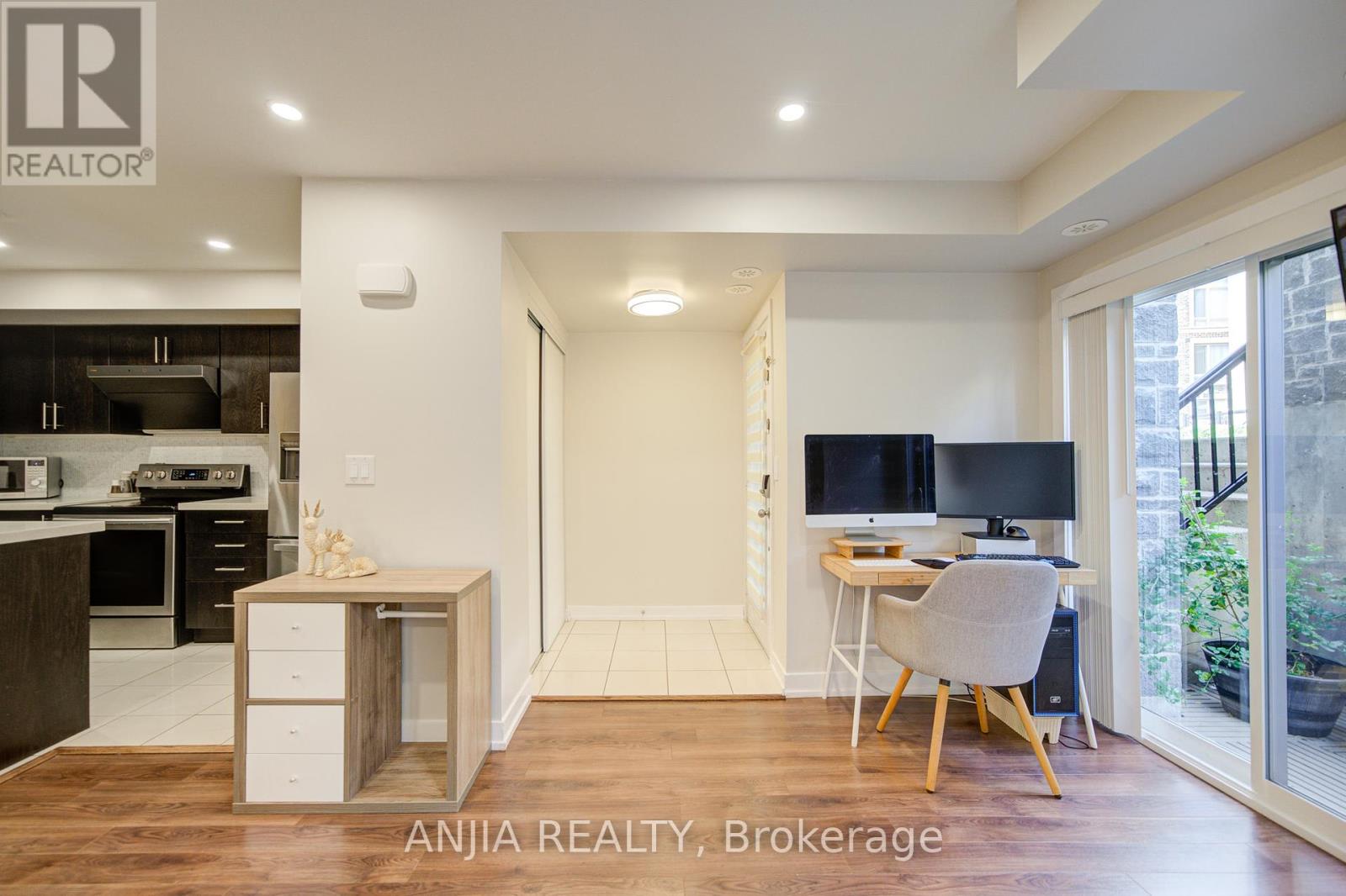 1205 - 11 Dunsheath Way, Markham (Cornell), Ontario  L6B 1N3 - Photo 13 - N12453974