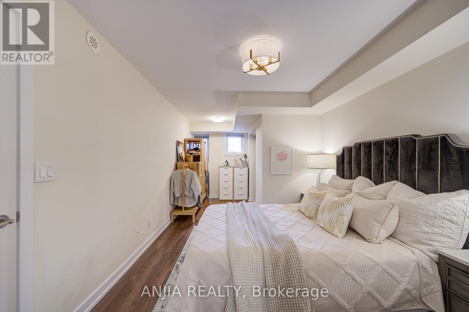 1205 - 11 Dunsheath Way, Markham (Cornell), Ontario  L6B 1N3 - Photo 32 - N12453974