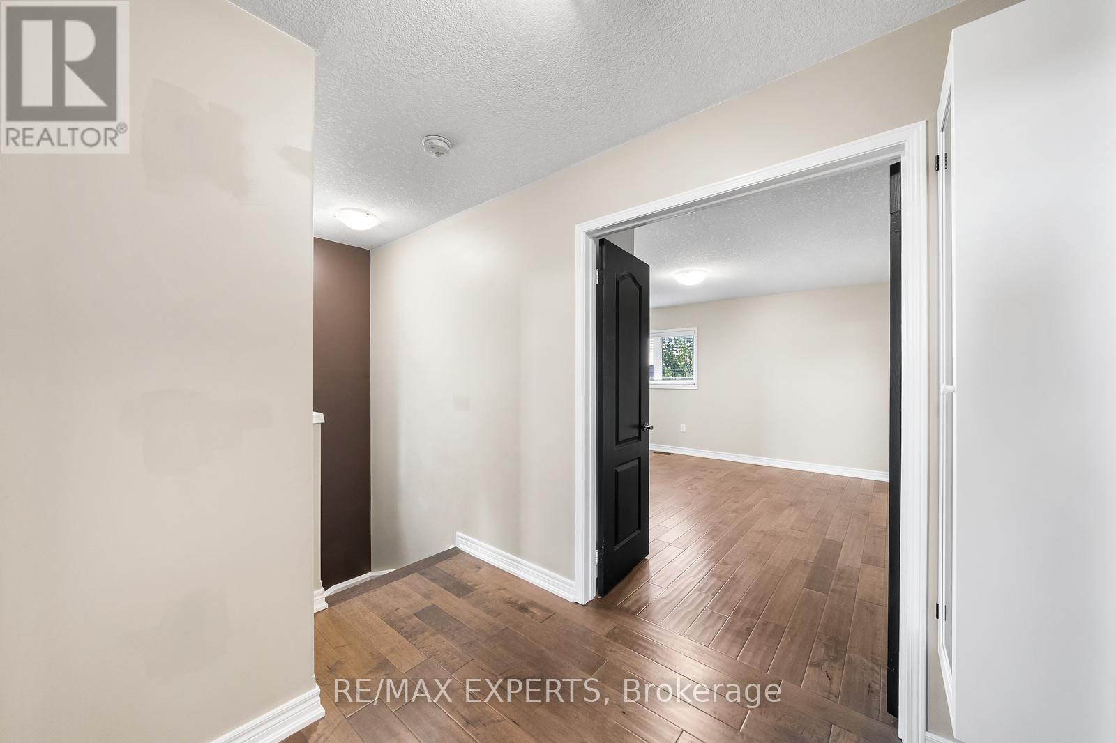 Upper - 1821 Lamstone Street, Innisfil, Ontario  L9S 4Z9 - Photo 22 - N12453980