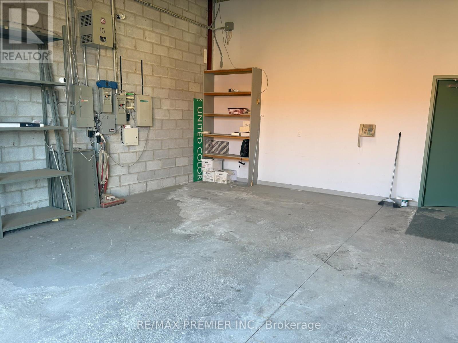 9 Rear - 4140 Steeles Avenue W, Vaughan, Ontario  L4L 4V3 - Photo 2 - N12453992