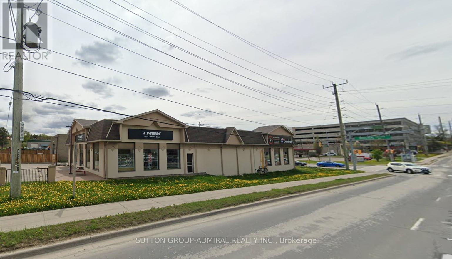 1 INDUSTRIAL PARKWAY S, Aurora, Ontario