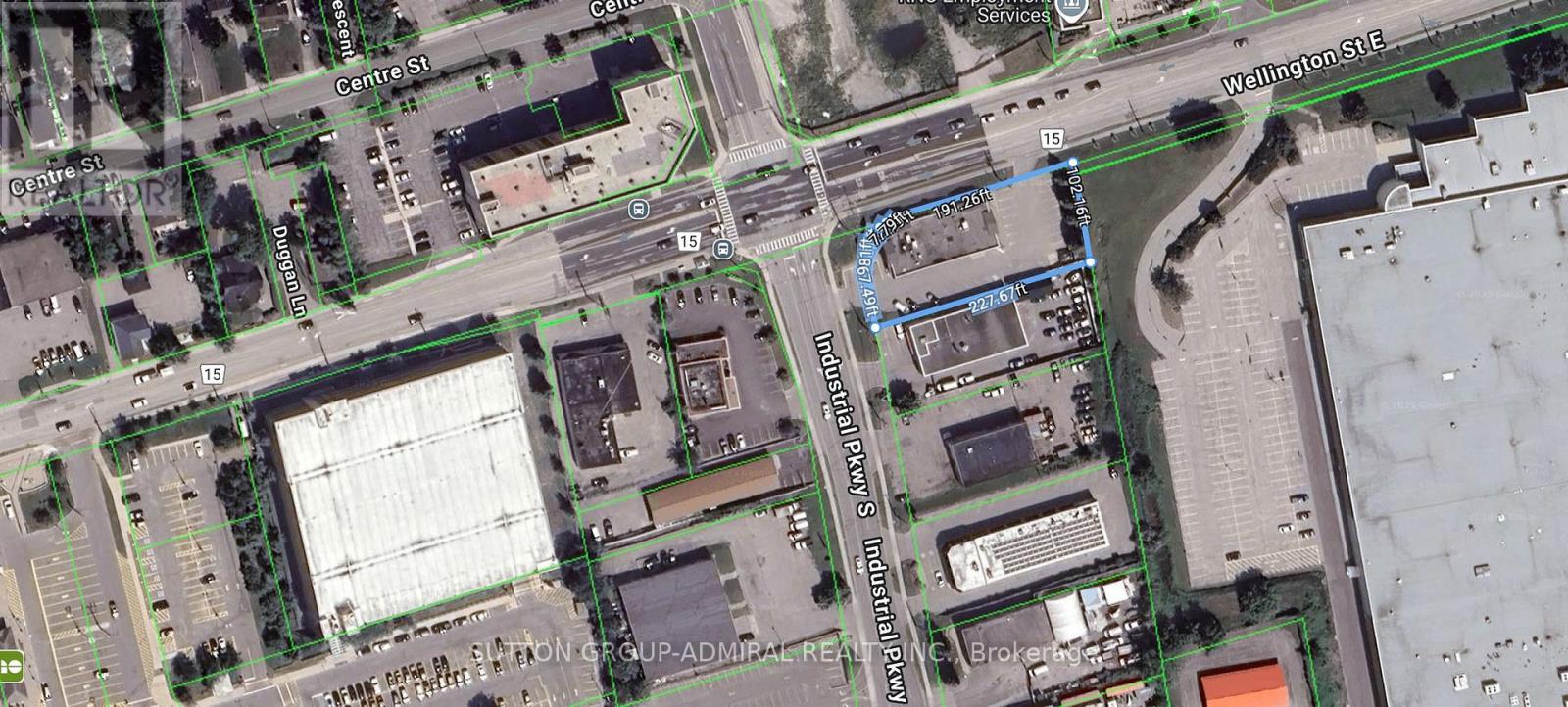 1 Industrial Parkway S, Aurora (Aurora Grove), Ontario  L4G 3V9 - Photo 2 - N12454005