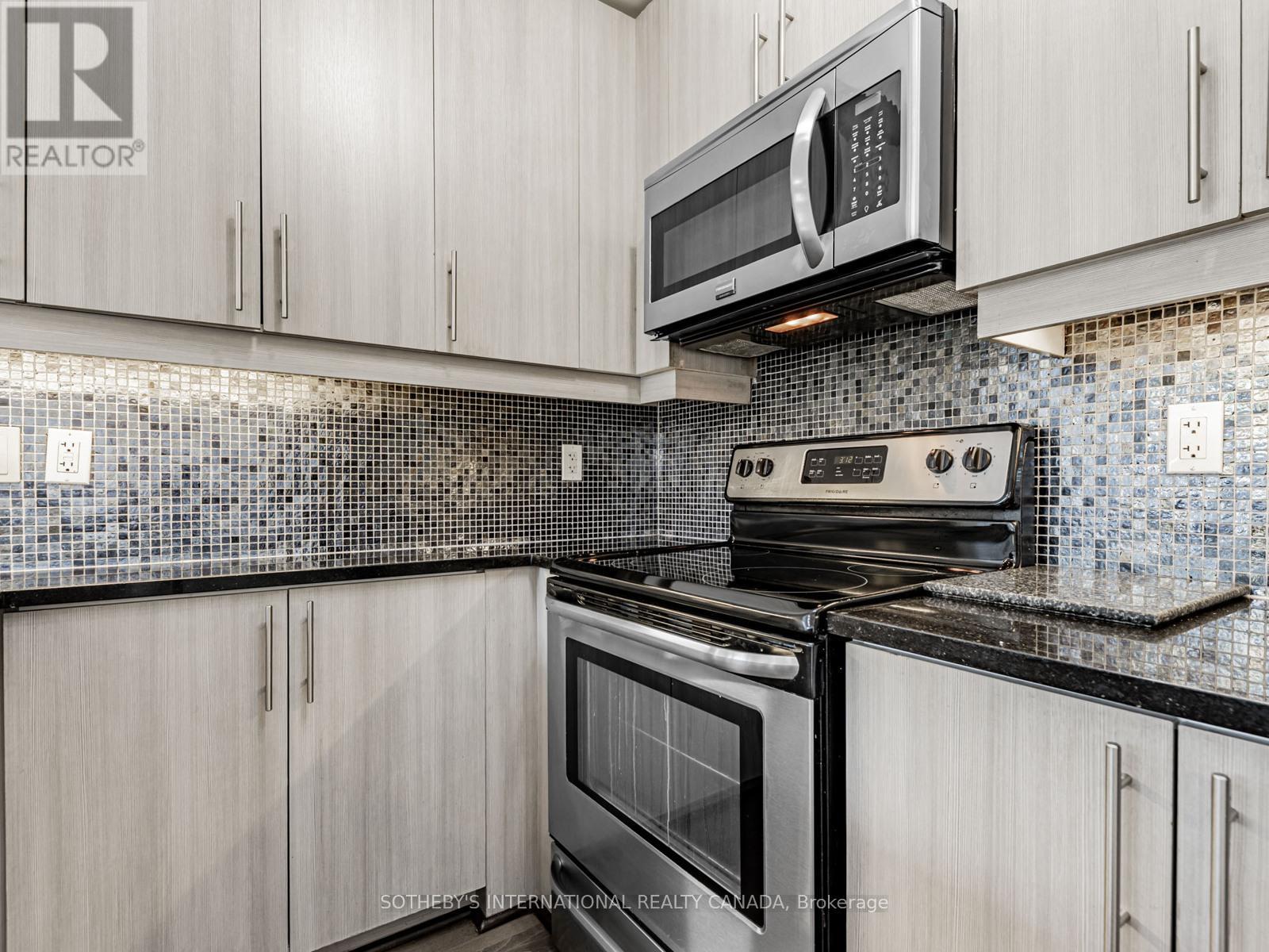 701 - 8130 Birchmount Road, Markham, Ontario  L6G 0E4 - Photo 5 - N12454020