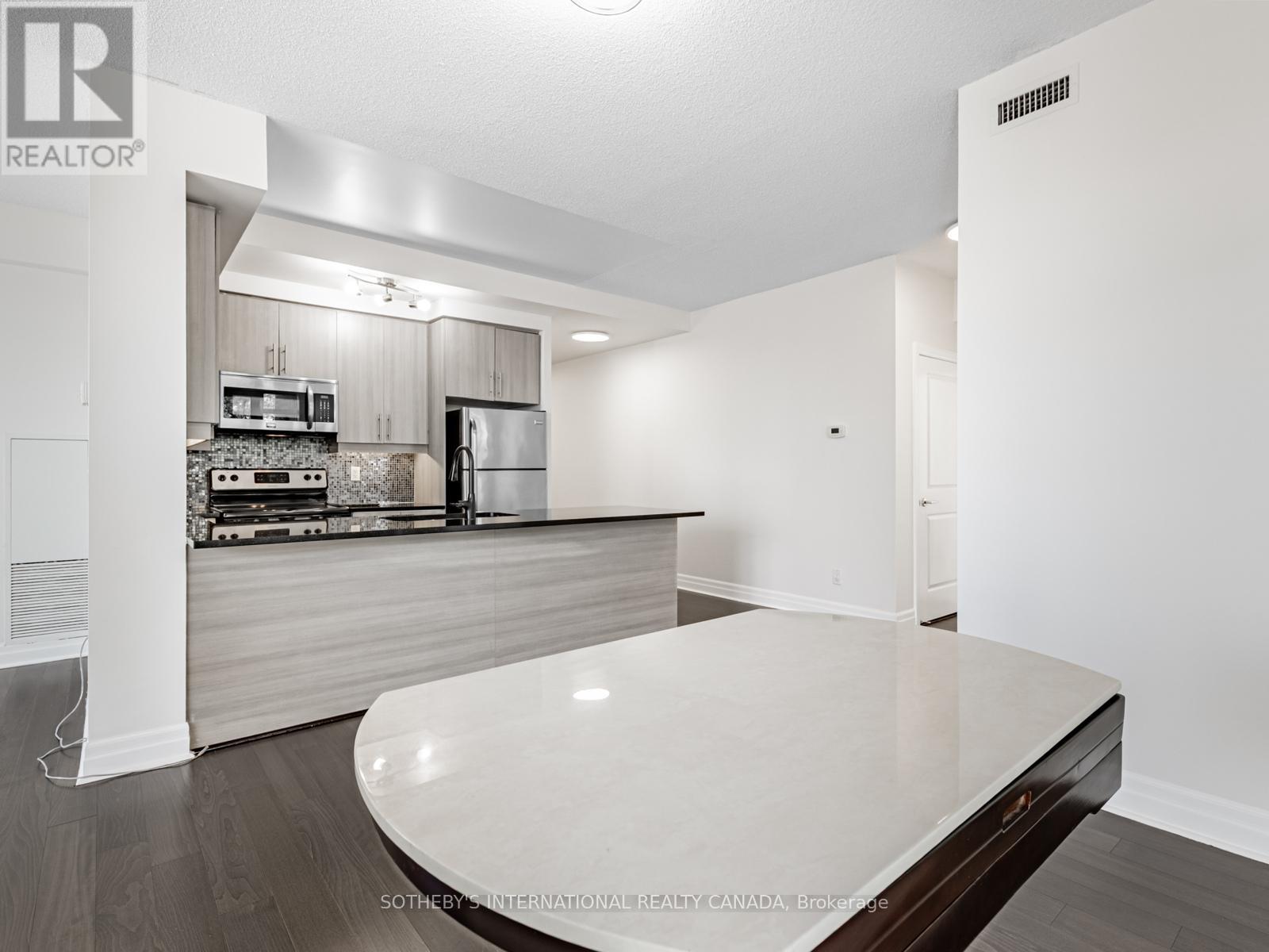 701 - 8130 Birchmount Road, Markham, Ontario  L6G 0E4 - Photo 8 - N12454020
