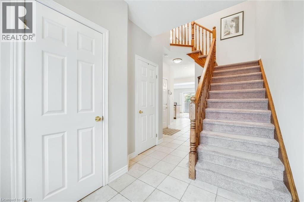 4005 Alexan Crescent, Burlington, Ontario  L7M 5A8 - Photo 11 - 40777866
