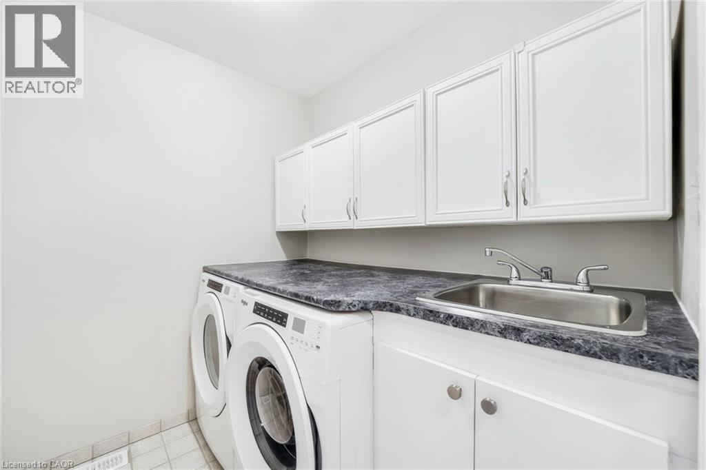 4005 Alexan Crescent, Burlington, Ontario  L7M 5A8 - Photo 24 - 40777866