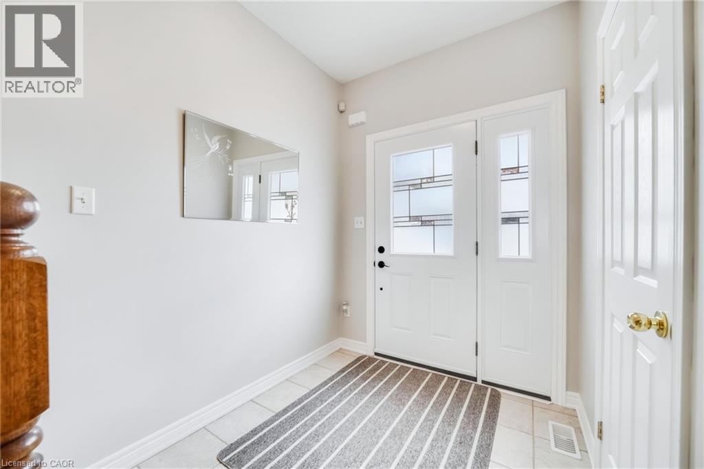 4005 Alexan Crescent, Burlington, Ontario  L7M 5A8 - Photo 3 - 40777866
