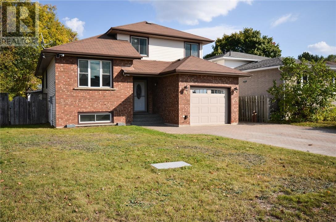 14 Monique Crescent, Garson, Ontario  P3L 1C6 - Photo 1 - 2125113