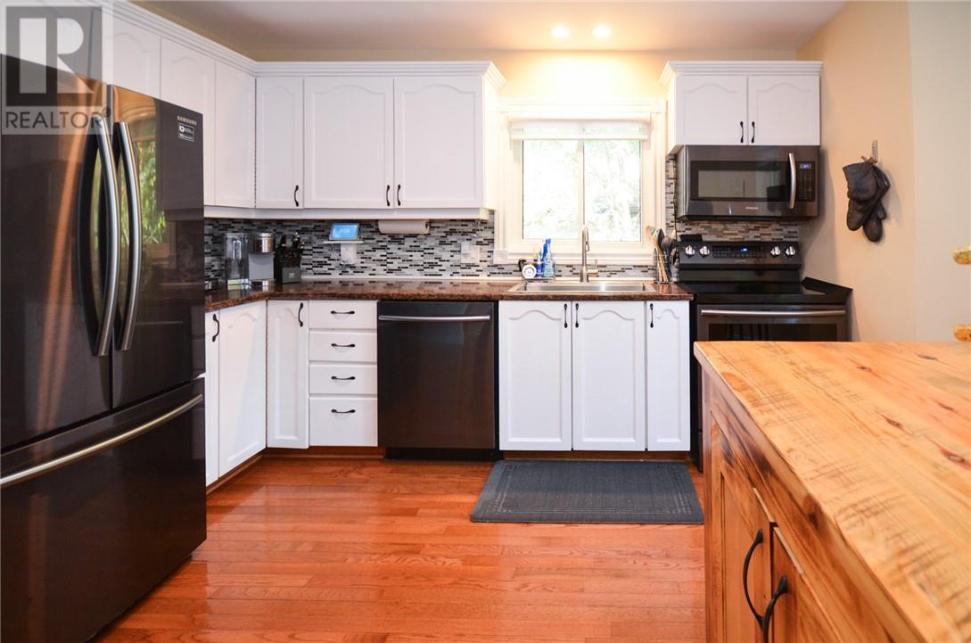 14 Monique Crescent, Garson, Ontario  P3L 1C6 - Photo 6 - 2125113