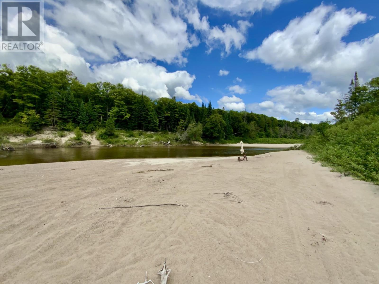 82 Lumber Ln, Goulais River, Ontario  P0S 1E0 - Photo 2 - SM252361