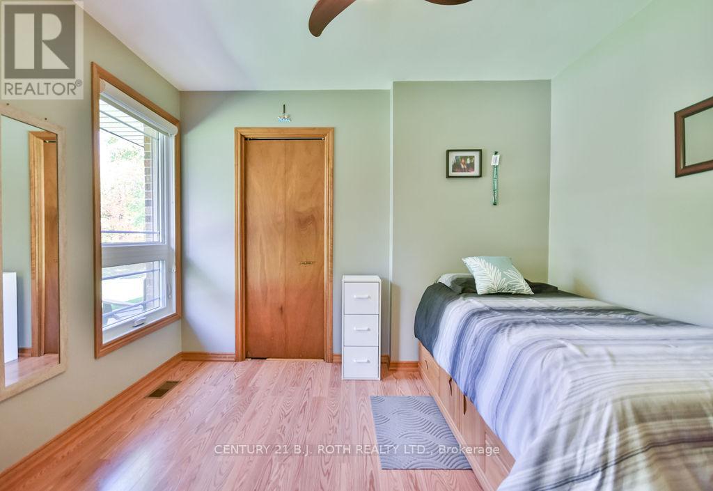 1059 Birchcliffe Crescent, Severn, Ontario  L3V 0W1 - Photo 16 - S12453989