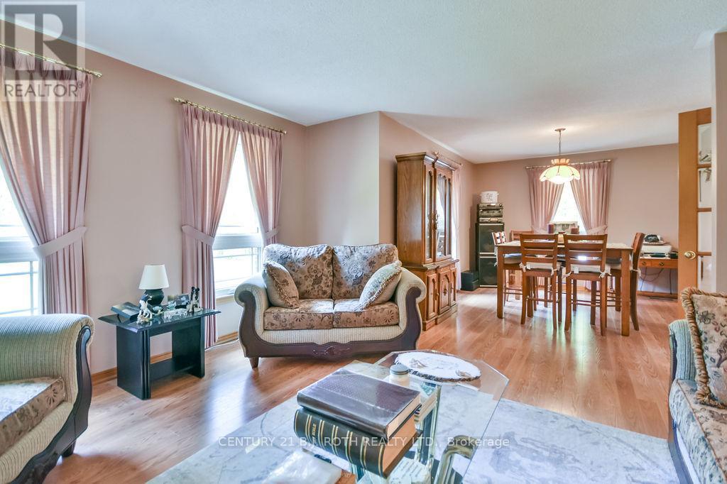 1059 Birchcliffe Crescent, Severn, Ontario  L3V 0W1 - Photo 8 - S12453989