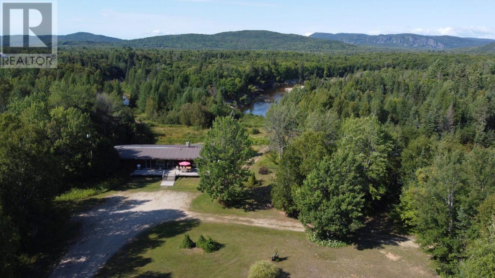 82 Lumber Ln, Goulais River, Ontario  P0S 1E0 - Photo 7 - SM252361