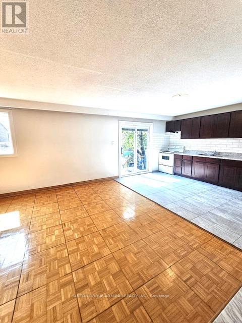 93 North Ridge Road, Vaughan, Ontario  L4L 2G9 - Photo 4 - N12452418
