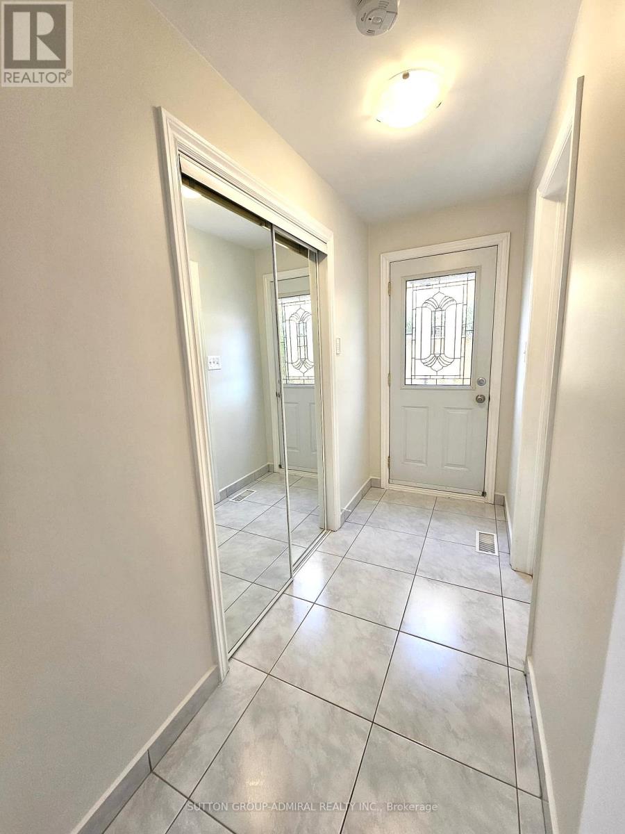 93 North Ridge Road, Vaughan, Ontario  L4L 2G9 - Photo 10 - N12452418