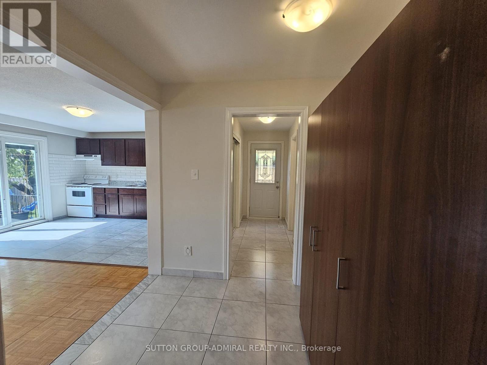 93 North Ridge Road, Vaughan, Ontario  L4L 2G9 - Photo 8 - N12452418