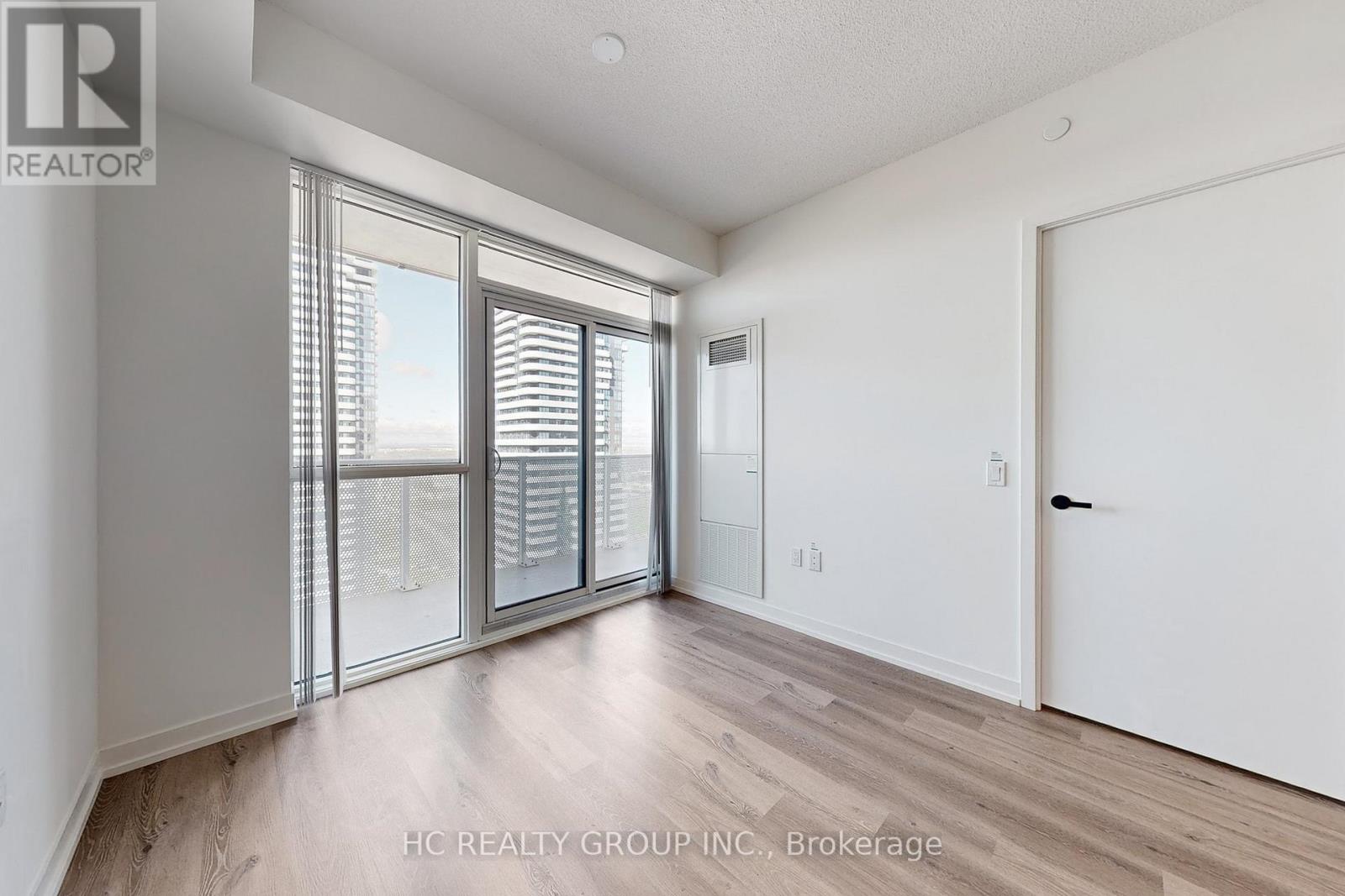 3816 - 28 Interchange Way, Vaughan, Ontario  L4K 5Z7 - Photo 15 - N12453741
