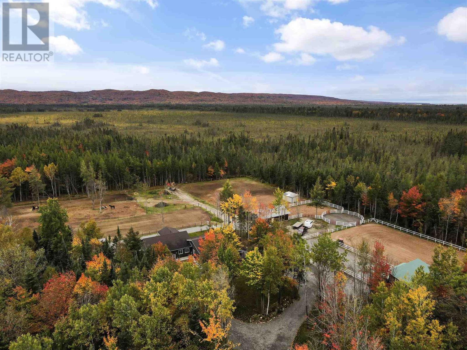 33 Pine Shores Rd, Goulais River, Ontario  P0S 1E0 - Photo 48 - SM252905