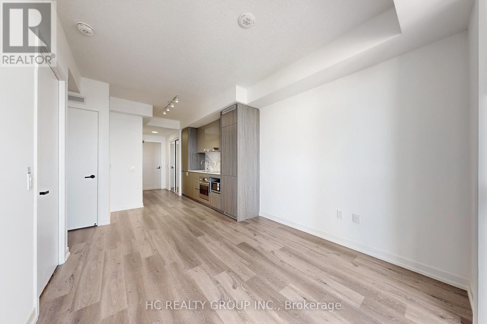 3816 - 28 Interchange Way, Vaughan, Ontario  L4K 5Z7 - Photo 16 - N12453741