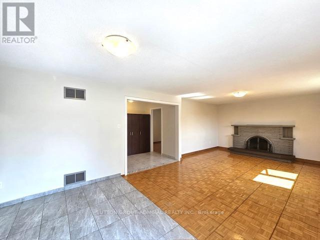 93 North Ridge Road, Vaughan, Ontario  L4L 2G9 - Photo 6 - N12452418