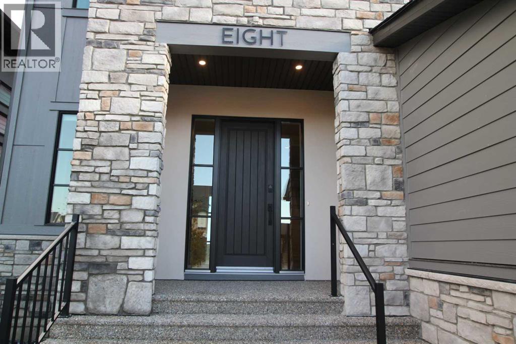 8 Rockcliff Hill Nw, Calgary, Alberta  T3G 0G6 - Photo 2 - A2261743
