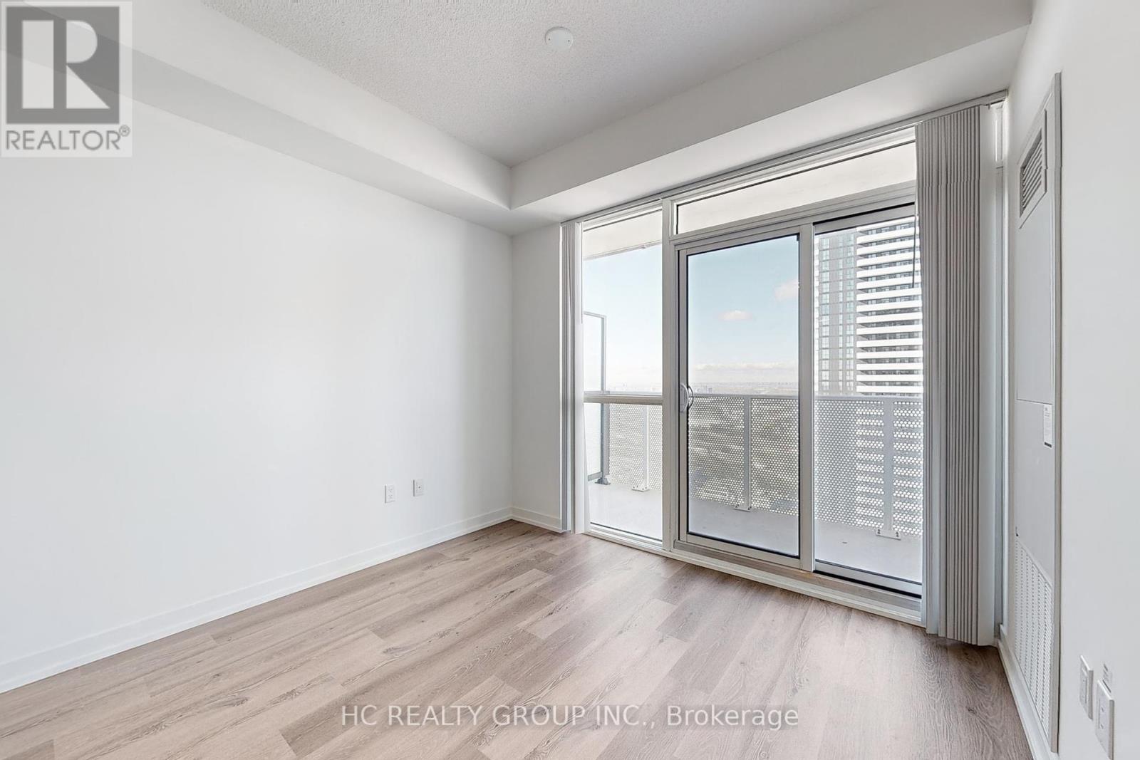 3816 - 28 Interchange Way, Vaughan, Ontario  L4K 5Z7 - Photo 13 - N12453741