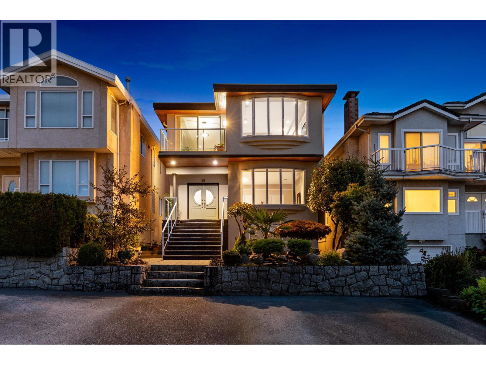 38 N GLYNDE AVENUE, Burnaby, British Columbia