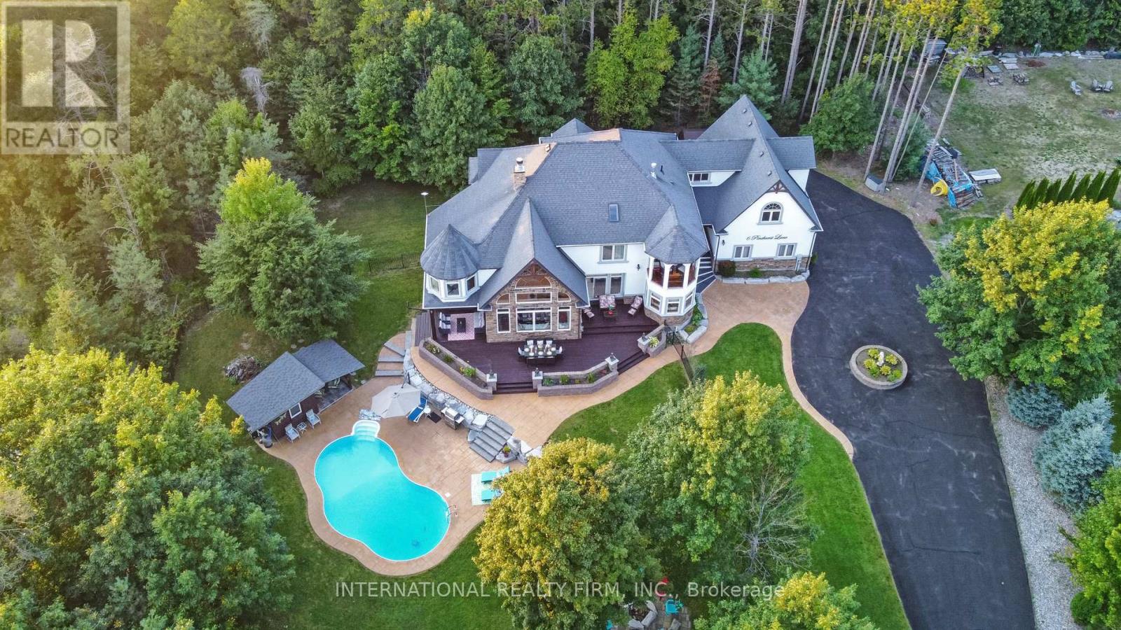 6 Pinehurst Lane, Springwater (Anten Mills), Ontario  L9X 0C7 - Photo 48 - S12415757
