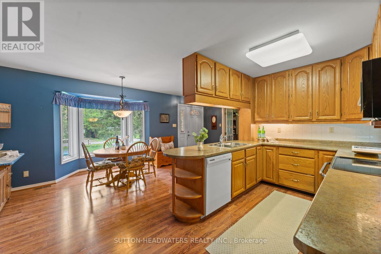 265 Dominion Street E, Caledon, Ontario  L7K 2H8 - Photo 12 - W12153478