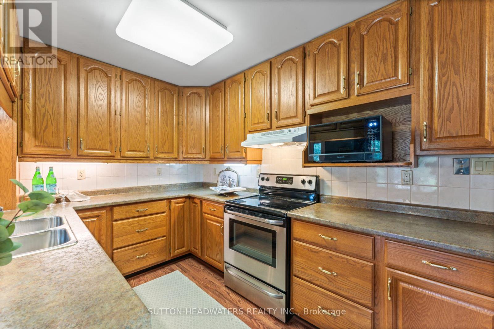 265 Dominion Street E, Caledon, Ontario  L7K 2H8 - Photo 11 - W12153478