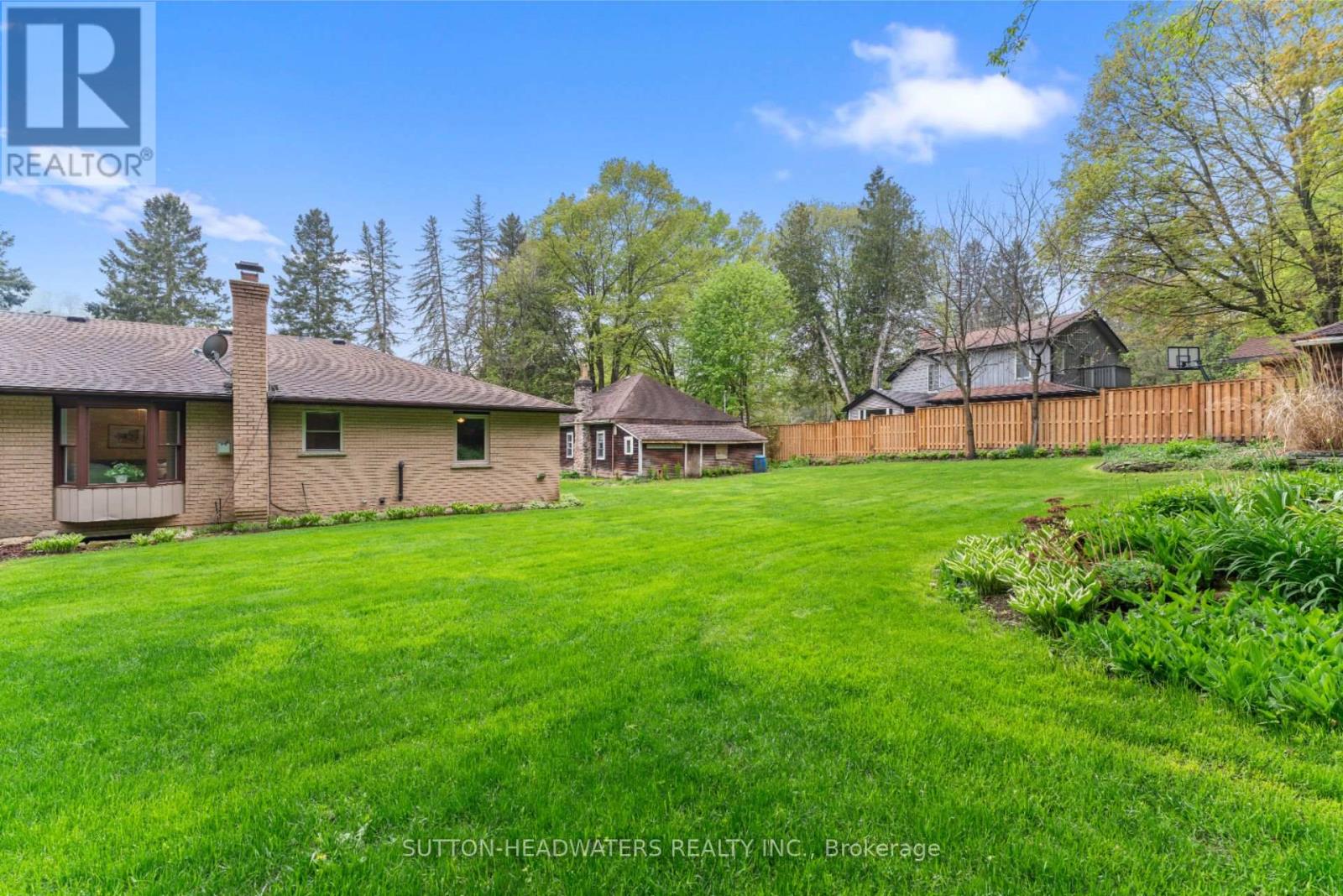 265 Dominion Street E, Caledon, Ontario  L7K 2H8 - Photo 38 - W12153478
