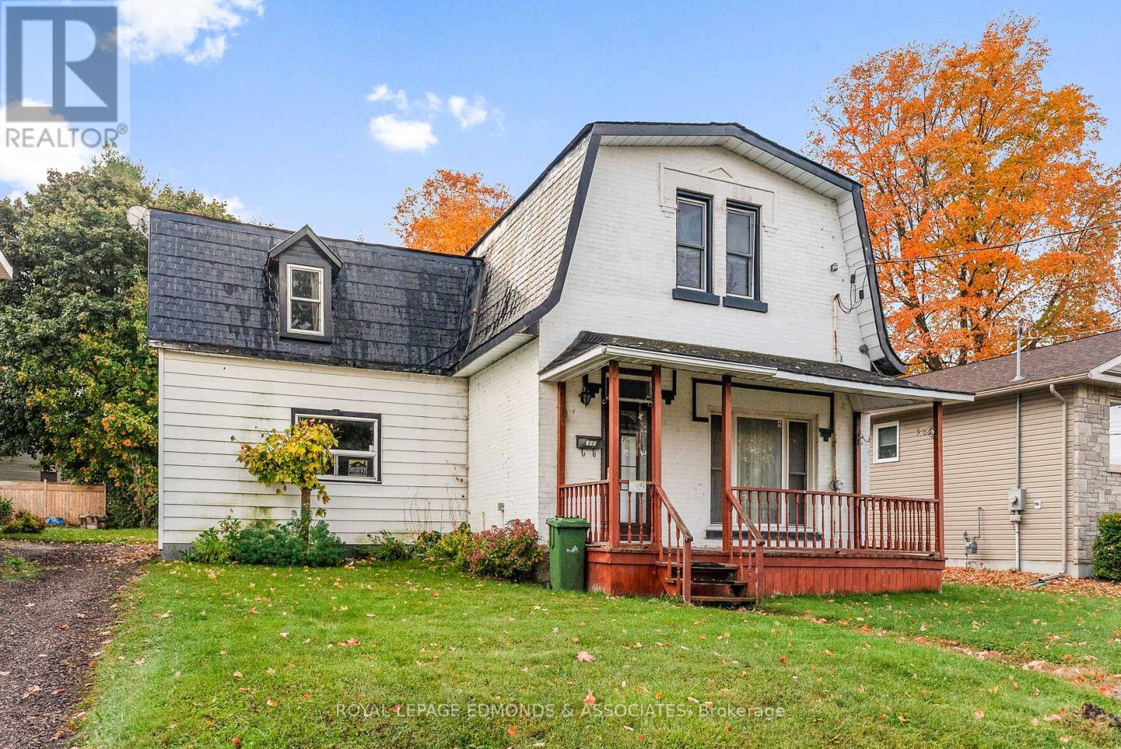 306 Alfred Street, Pembroke, Ontario  K8A 3A6 - Photo 1 - X12454104
