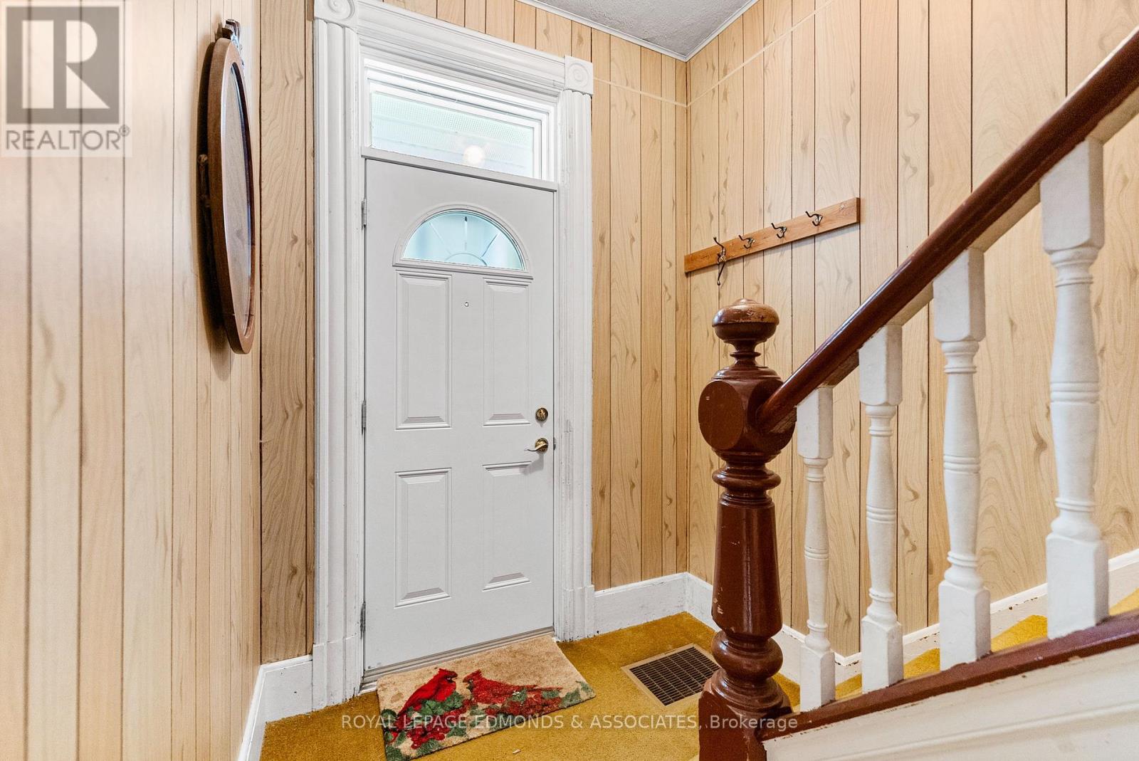306 Alfred Street, Pembroke, Ontario  K8A 3A6 - Photo 14 - X12454104