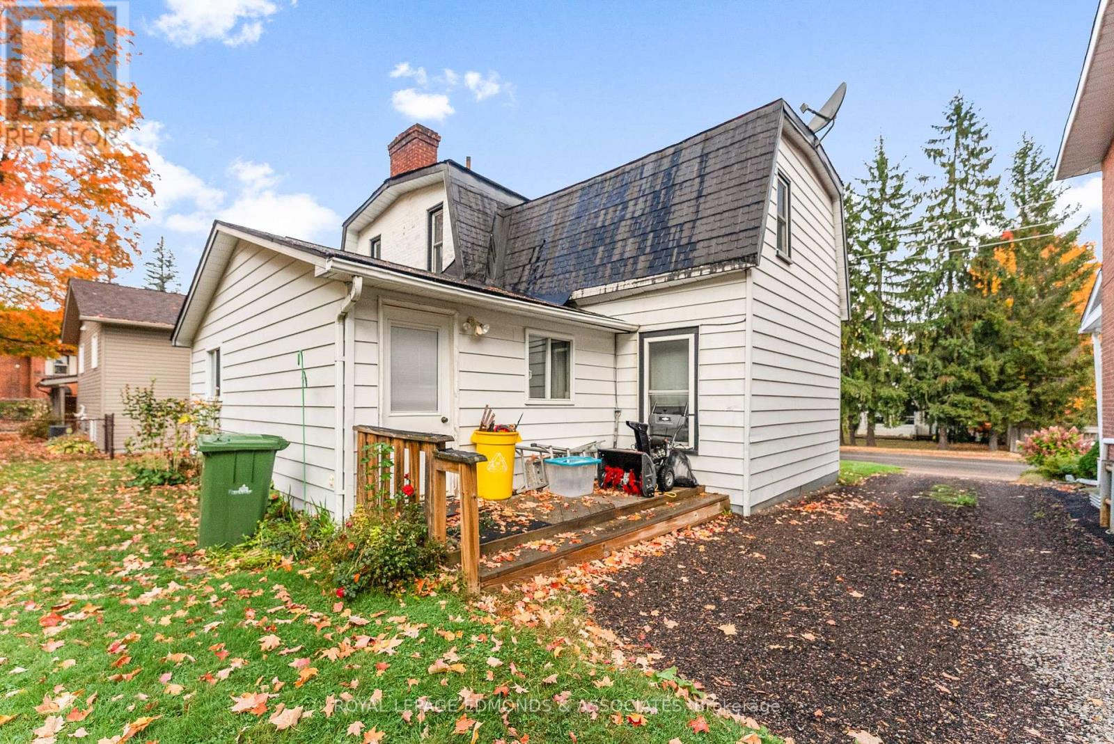 306 Alfred Street, Pembroke, Ontario  K8A 3A6 - Photo 5 - X12454104