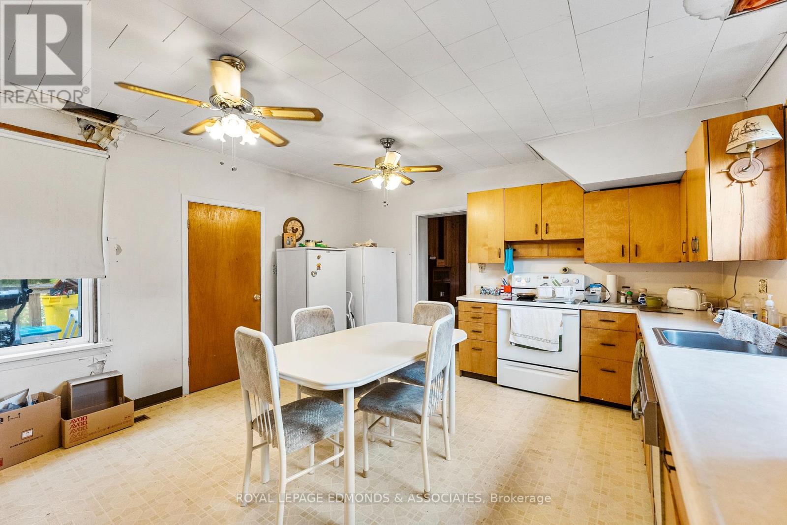 306 Alfred Street, Pembroke, Ontario  K8A 3A6 - Photo 7 - X12454104