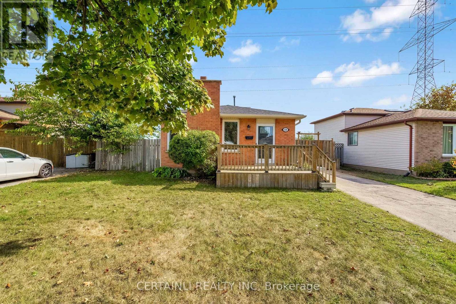 108 Sundridge Crescent, London South (South T), Ontario  N5Z 4R7 - Photo 2 - X12454122