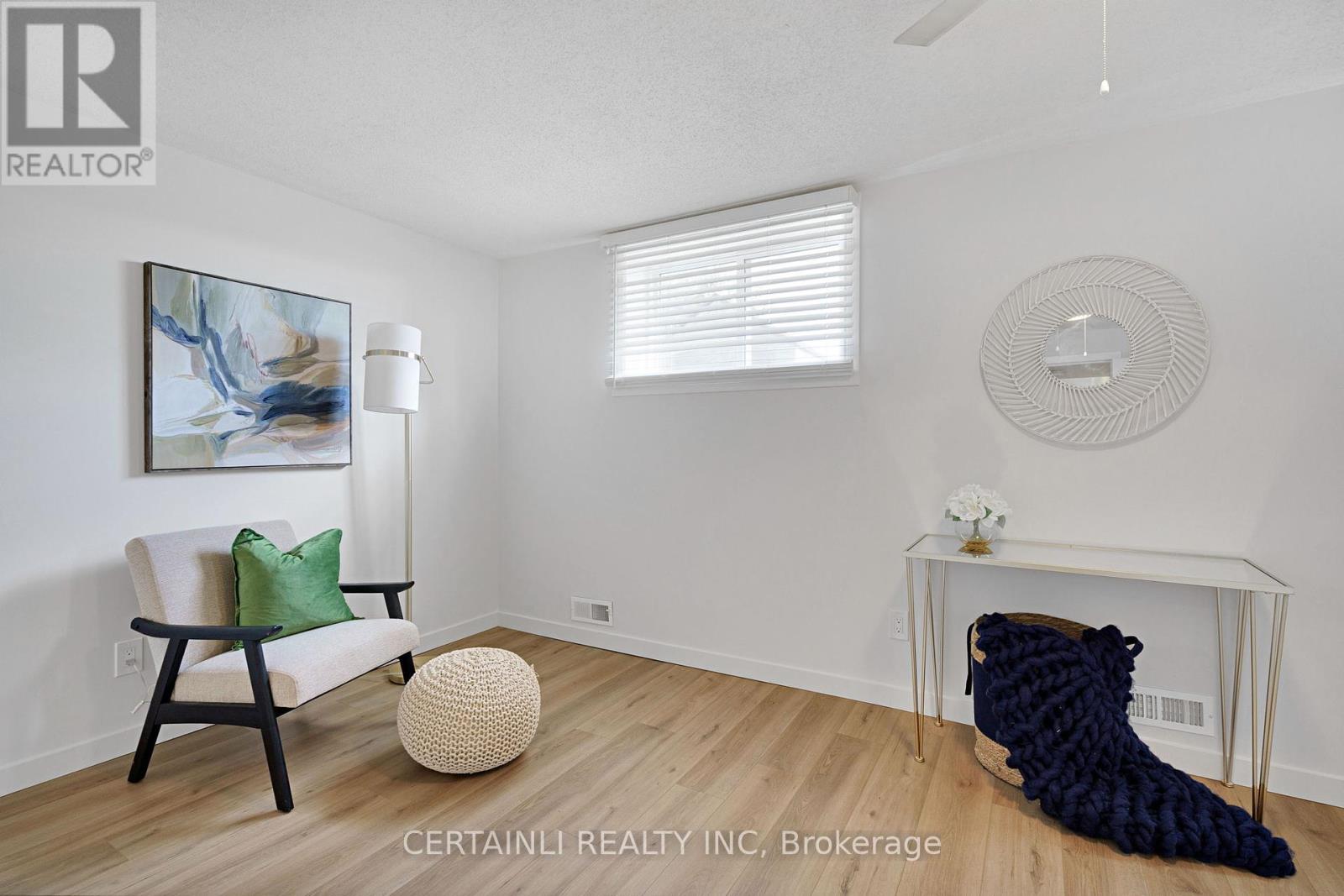 108 Sundridge Crescent, London South (South T), Ontario  N5Z 4R7 - Photo 26 - X12454122