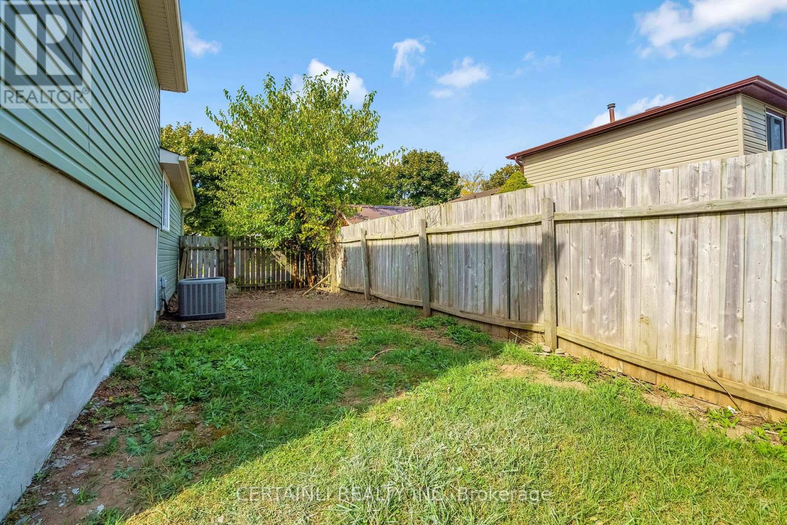108 Sundridge Crescent, London South (South T), Ontario  N5Z 4R7 - Photo 38 - X12454122