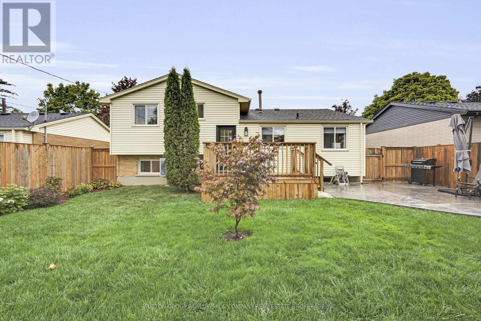 30 Leger Avenue, St. Thomas, Ontario  N5R 5M3 - Photo 27 - X12454128