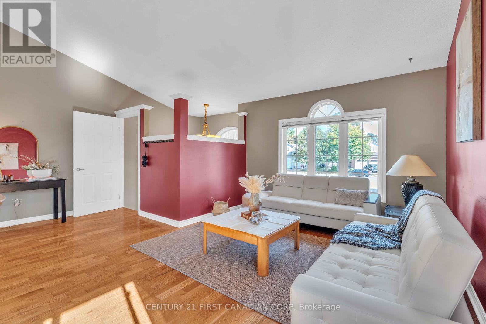 581 Forest Creek Place, London East (East A), Ontario  N5Y 5T7 - Photo 11 - X12454144