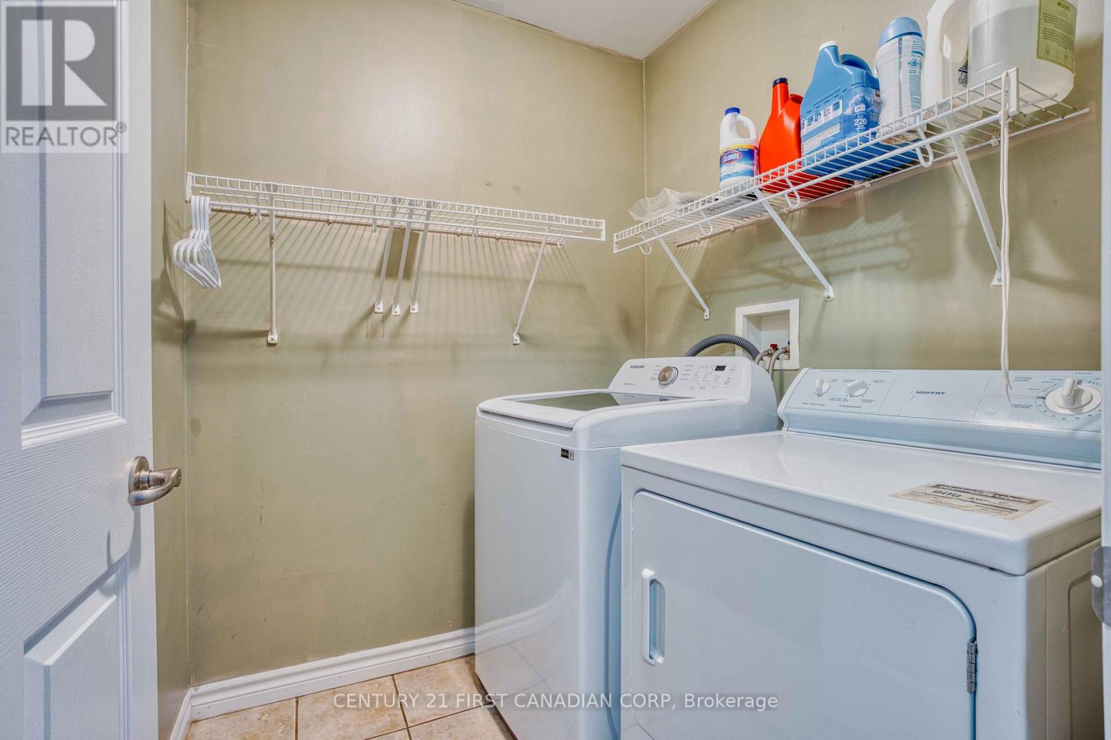 581 Forest Creek Place, London East (East A), Ontario  N5Y 5T7 - Photo 28 - X12454144